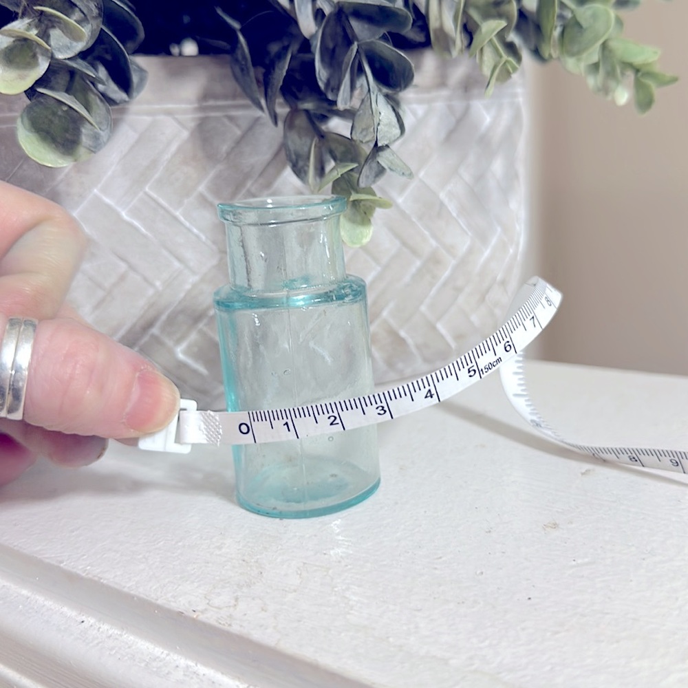 antique glass ink well - Picture 4 of 5
